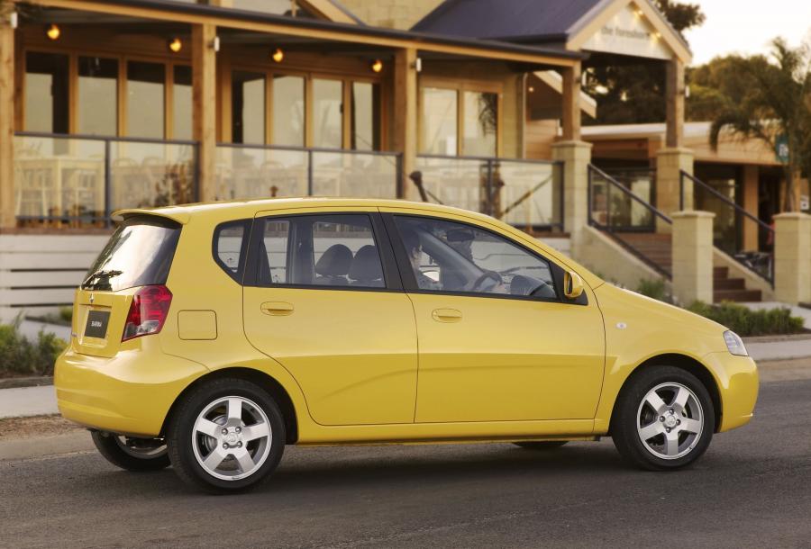  Holden Barina 5-Door 2005 года  (фото 8 из 23)